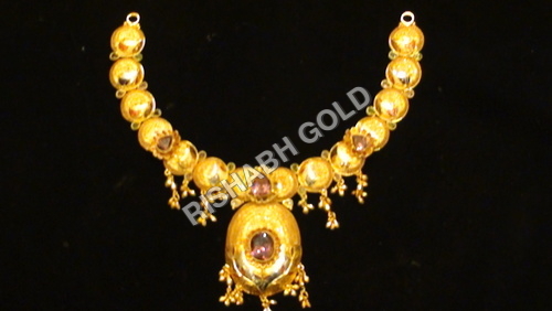 Ladies Gold Necklace