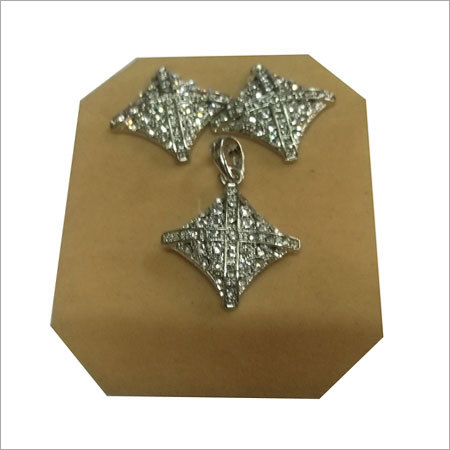 Pendant Set