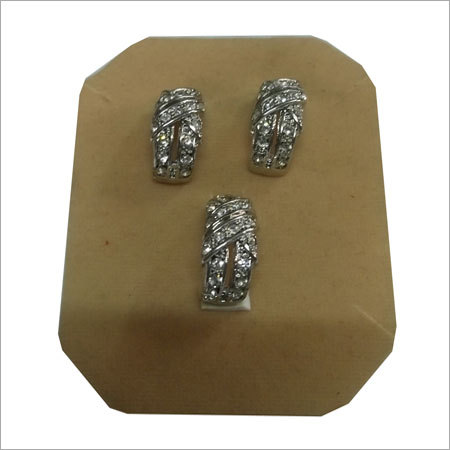 Artificial Pendants