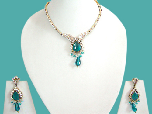 Designer Kundan Jewelry Sets