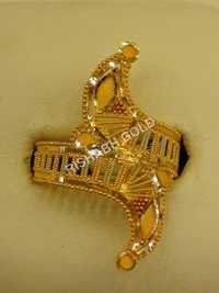 Stylish Gold Rings