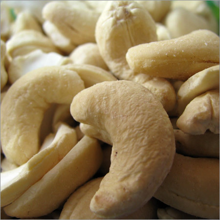 Cashew Nuts W320