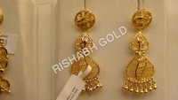 EARINGS