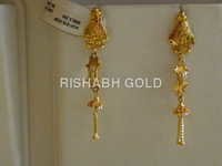 EARINGS