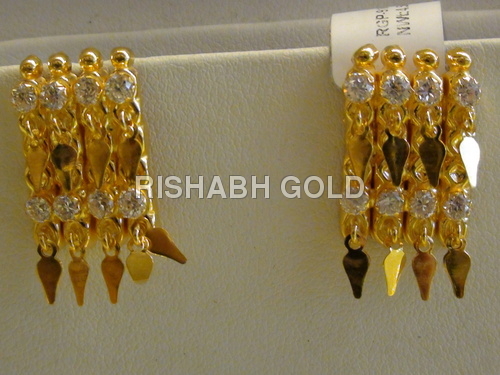 Gold EARINGS