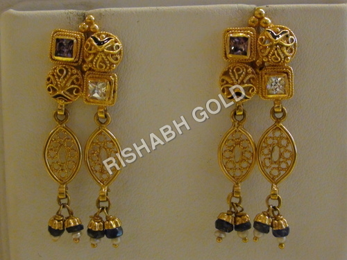 Gold EARINGS