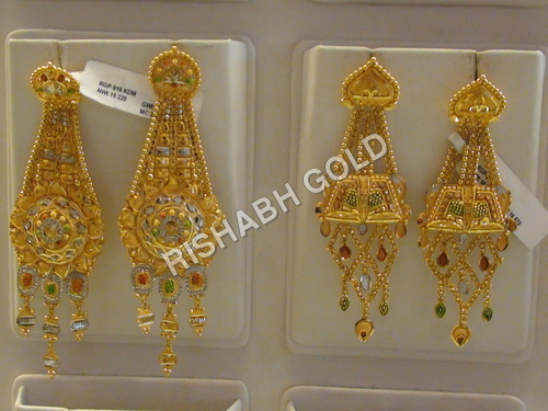 Gold EARINGS