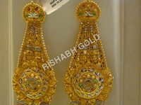 EARINGS