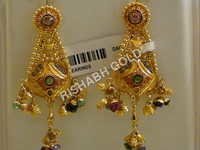 EARINGS