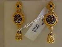 EARINGS