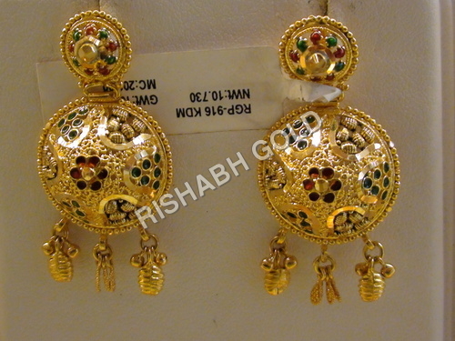 Gold EARINGS