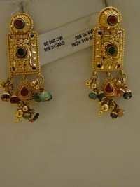 Gold EARINGS