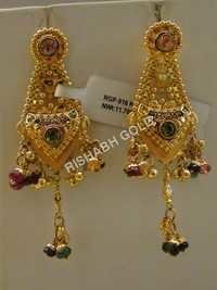 EARINGS