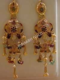 EARINGS