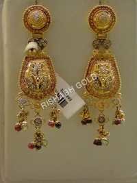 EARINGS
