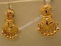 EARINGS