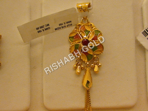 Ladies Gold Pendants