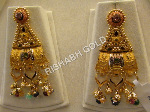 Gold EARINGS