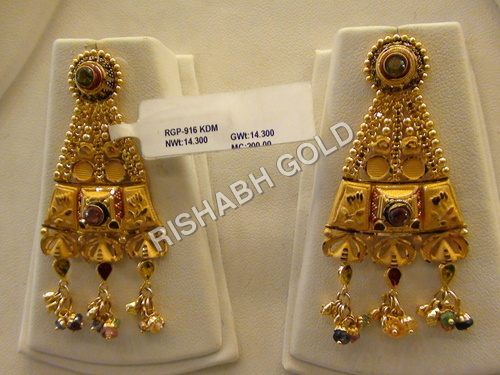 Gold EARINGS