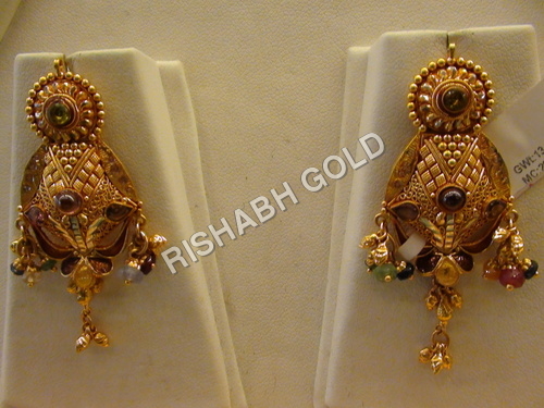 Gold EARINGS