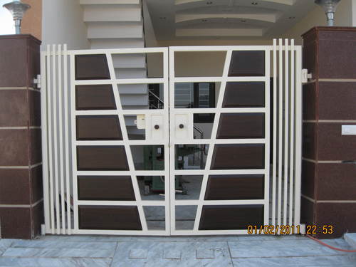 Decorative aluminium doors in punjab 