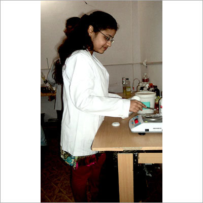 Bio-technology Institute - Quality Laboratory Materials, Large Lab Size | Practical Training, Expert Faculty, Career Advancement, Certification