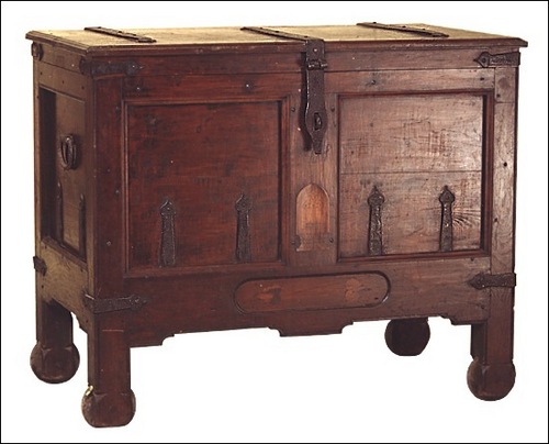 Teak Diu Chest