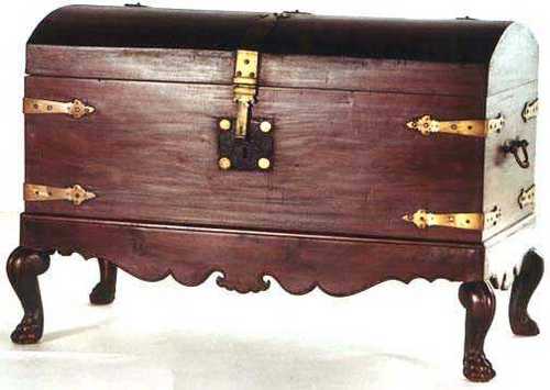 Handmade Mahagony Chest