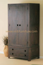 Traditional Decorative Almira