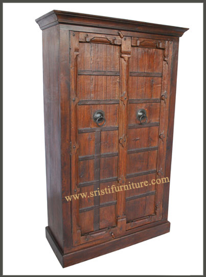 Wooden Carved Almira