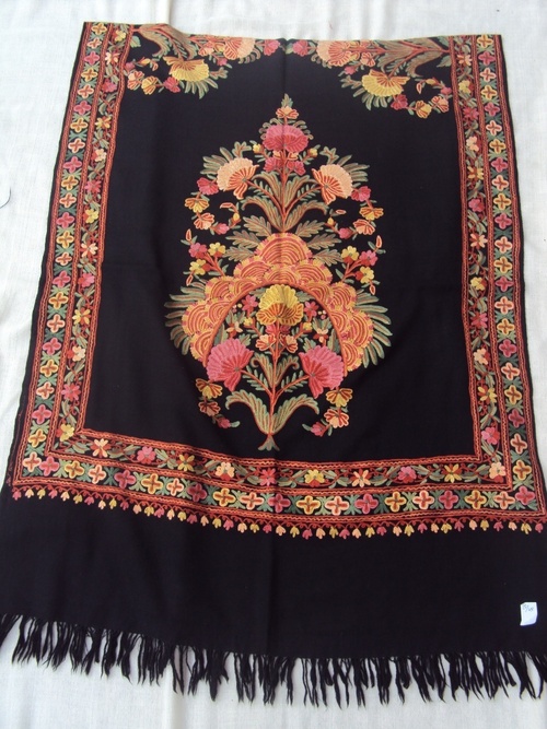 Black Pashmina Embroidery Shawls
