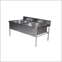 Two Sink-Pot Wash