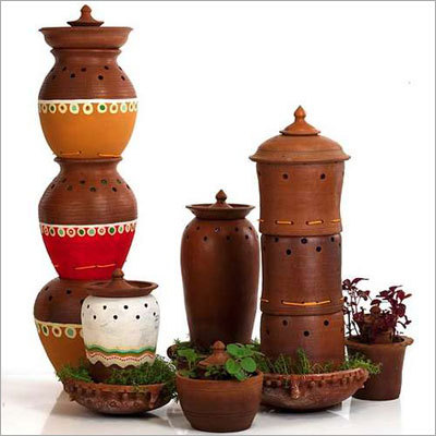 Terracotta Decorative Pot With Lid