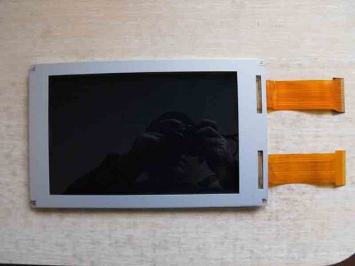 DISPLAY WITH TWO CABLES