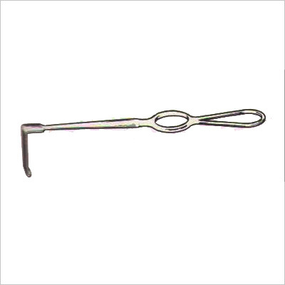 Retractor