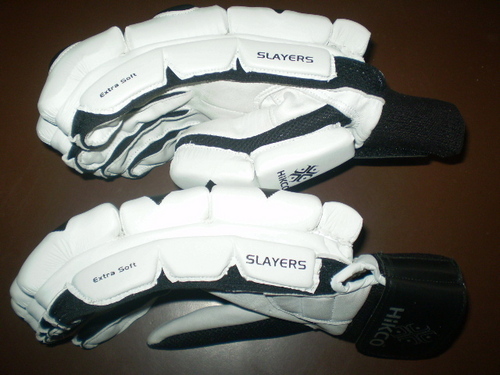 SLAYERS BATTING GLOVES