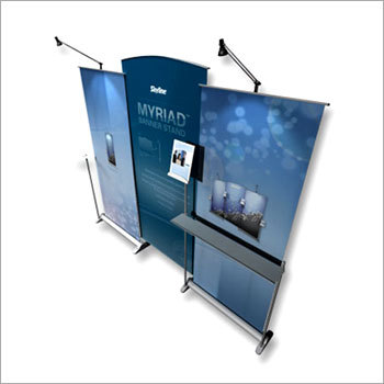 Skyline Myraid Banner Stand