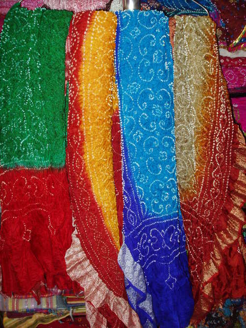 Bhandhani Silk And Cotton Scarfs