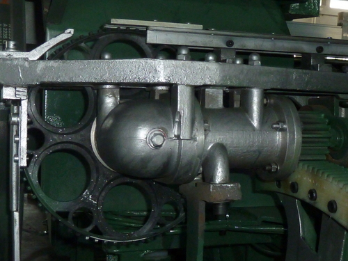 Rapier Looms Machine