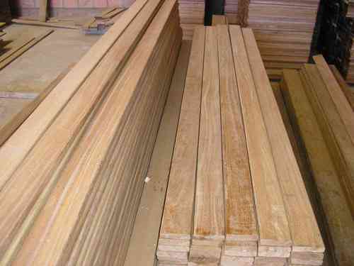 yellow meranti kari & patia