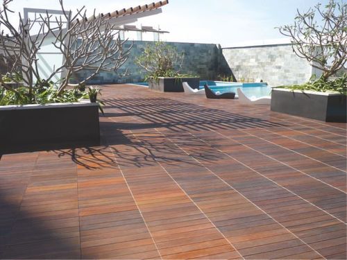 IPE Deckings - IPE Wood, 18-25mm Thickness, 90-140mm Width, 3-6ft Length | Durable, Weather & Slip Resistant, Natural/Oiled Finish