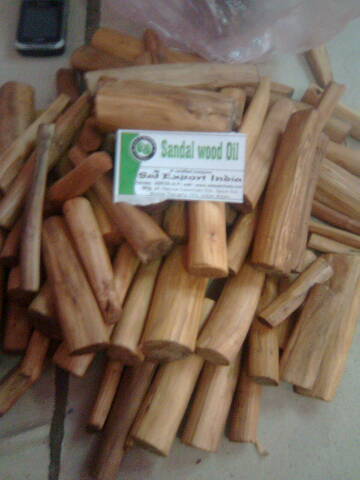Sandal Wood Oil (Cosmetic Grade)