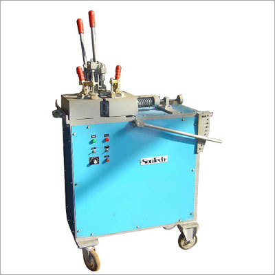 Butt Welding Machine - Heavy Duty, Varying Dimensions | Flawless Performance, Short Circuit Current, Strength & Quality Checked