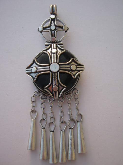 German Pendent