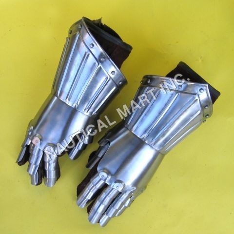 Medieval Armor Steel Gauntlet Pair