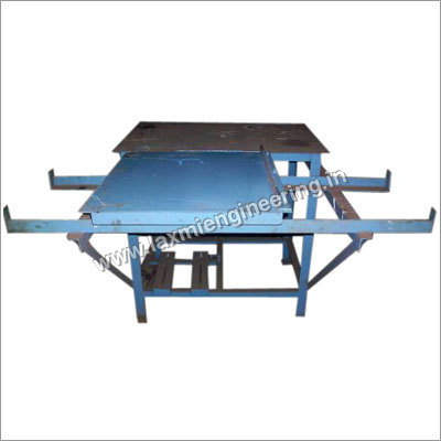 Circular Saw Machine