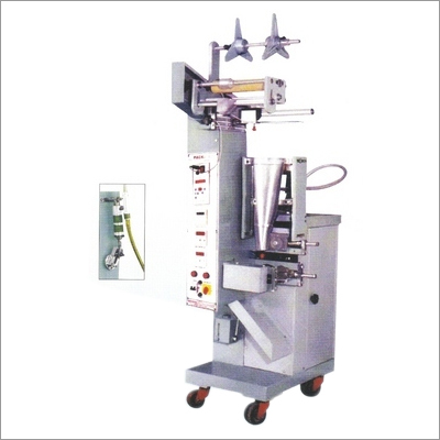 लिक्विड फॉर्म फिल सील मशीन