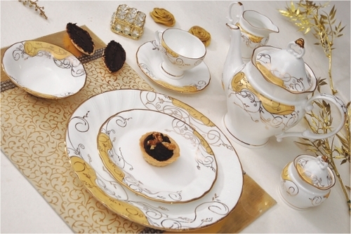 Bone China Crested Ware