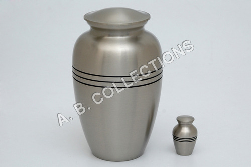 Pewter Black Engraved Three Lined Classic Metal Urn