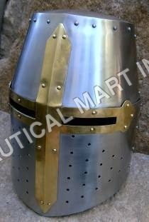 Crusador Warrior Leather Helmet